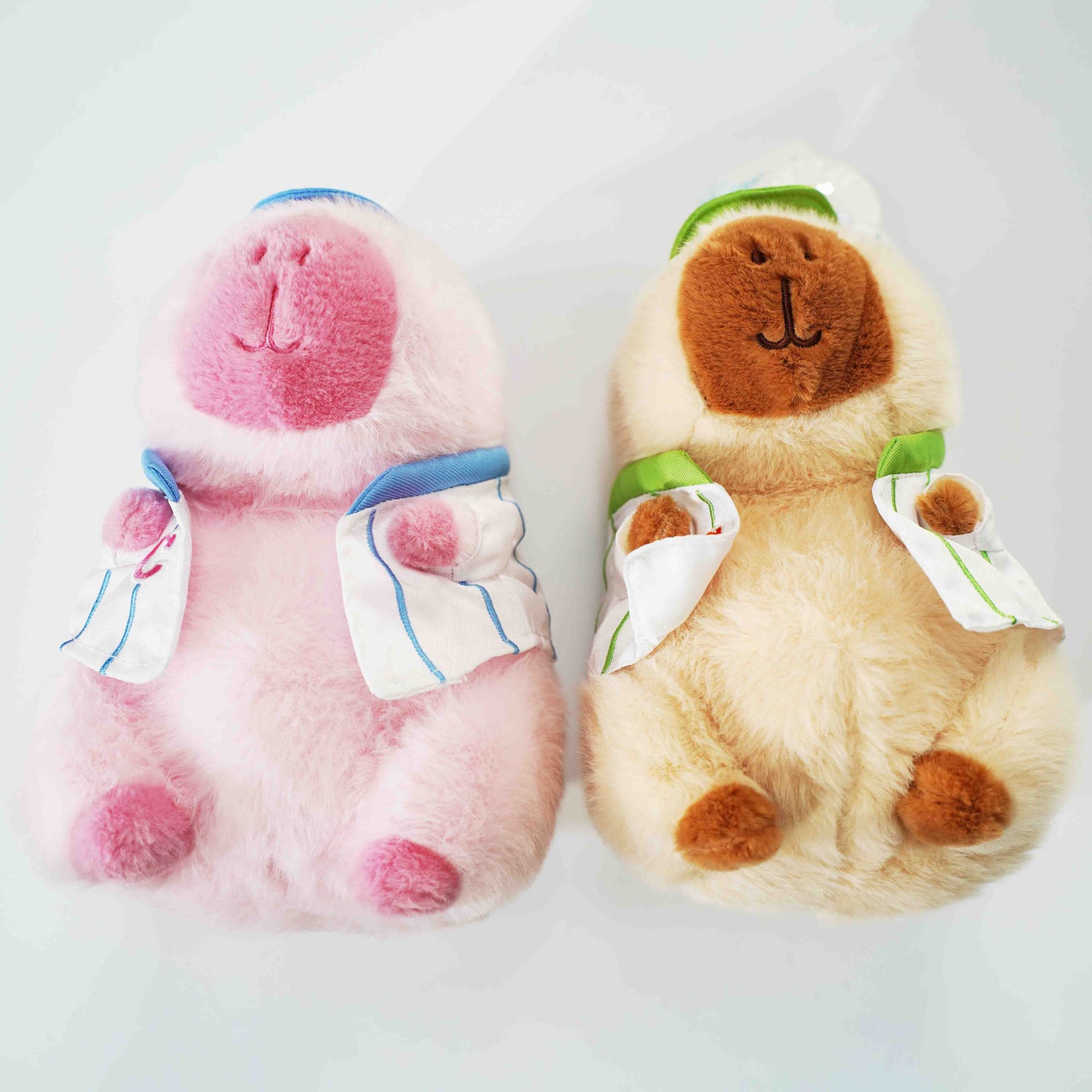 Peluche de carpincho de 23 cm