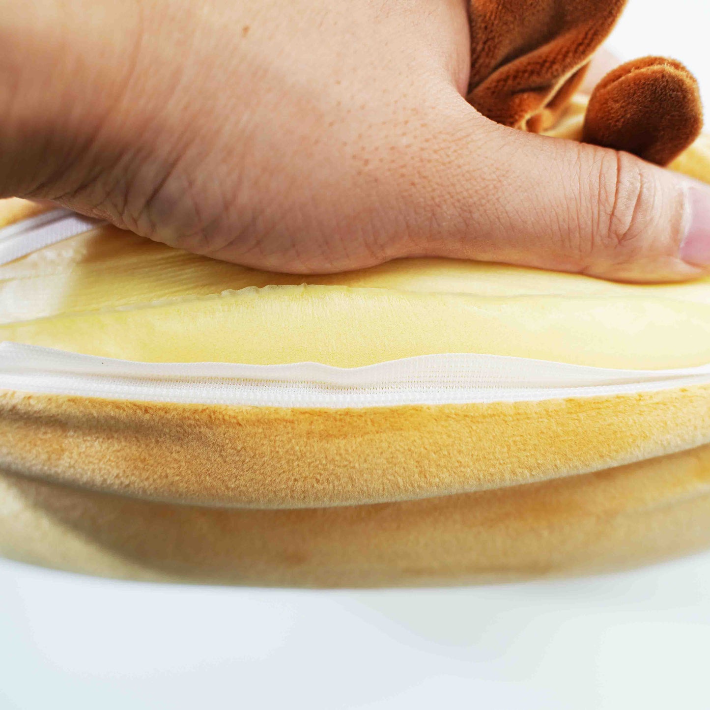 Almohada en forma de U de carpincho